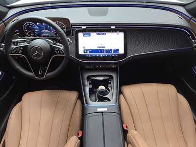 صورة 5 لـ 2025 Mercedes-BENZ E-CLASS