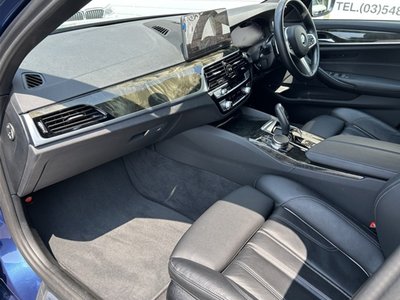 صورة مصغرة 24 لـ 2023 BMW 5 SERIES