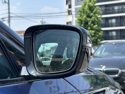 صورة مصغرة 18 لـ 2023 BMW 5 SERIES
