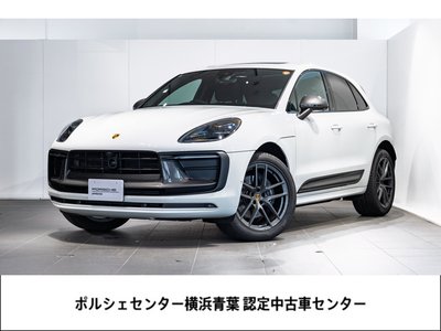 PORSCHE MACAN - 1