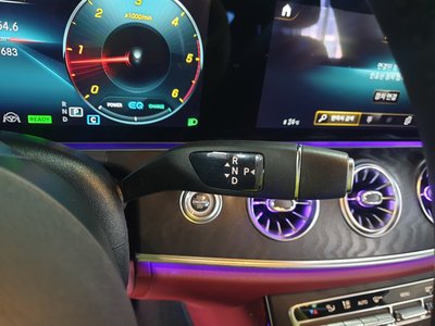 MERCEDES-BENZ CLS - 10