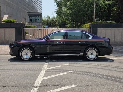 BMW 7 SERIES - 7