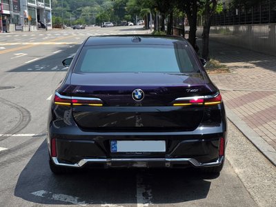 BMW 7 SERIES - 3