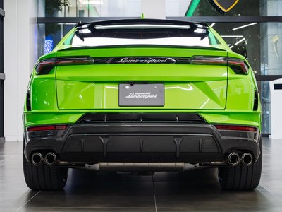 LAMBORGHINI URUS - 9