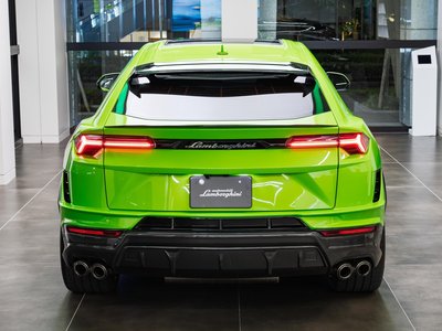 LAMBORGHINI URUS - 8