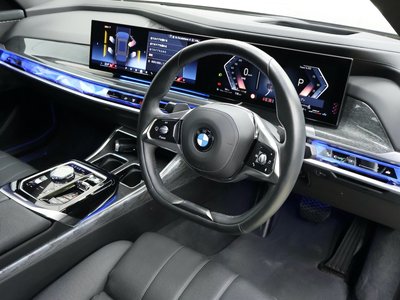 BMW 7 SERIES - 4