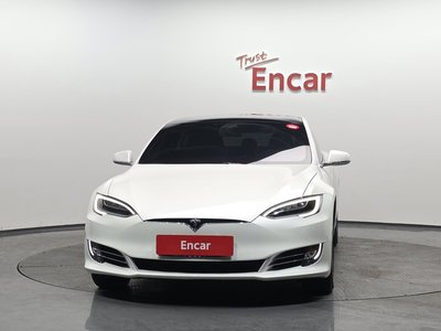 TESLA MODEL S - 2