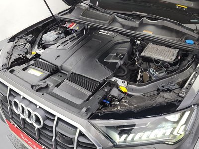 AUDI Q7 - 7