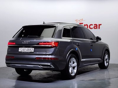 AUDI Q7 - 4