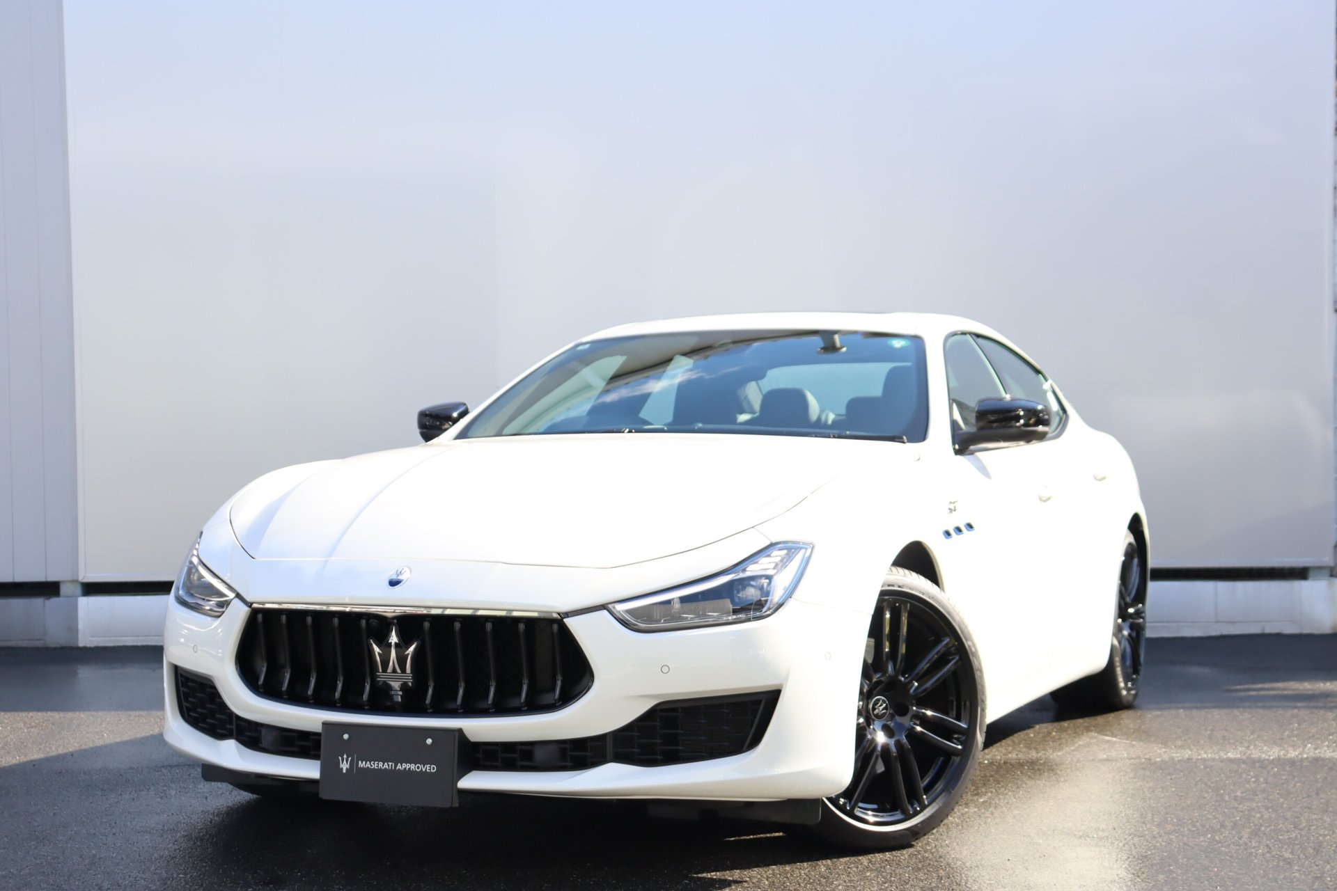 MASERATI GHIBLI - View 1