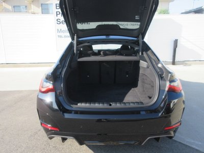 2025 BMW I4 — миниатюра 18