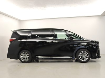 TOYOTA ALPHARD - 8