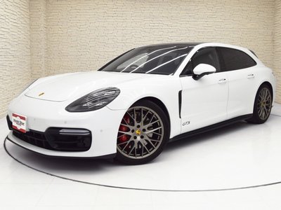 PORSCHE PANAMERA - 3