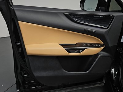 2025 Lexus NX thumbnail 14