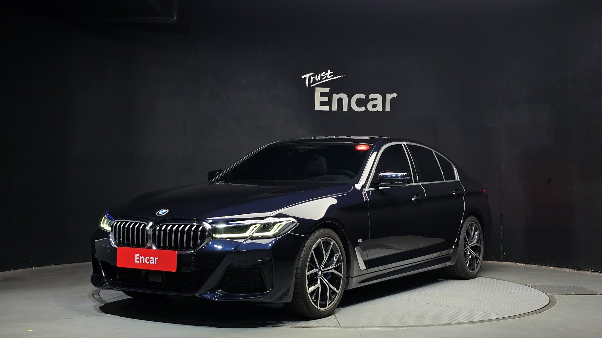 BMW 5 SERIES - View 1