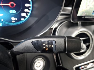 MERCEDES-BENZ GLC - 9