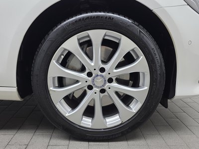 MERCEDES-BENZ E-CLASS - 6