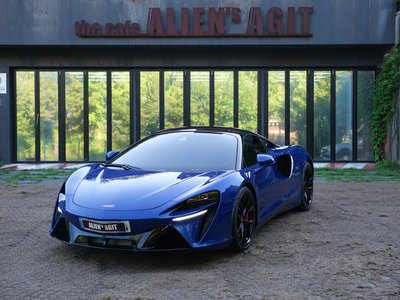 MCLAREN ARTURA - 7