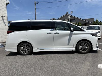 2023 Toyota ALPHARD — фото 5