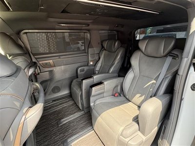 2023 Toyota ALPHARD — миниатюра 19
