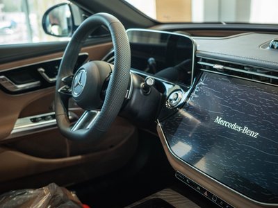 MERCEDES-BENZ E-CLASS - 7