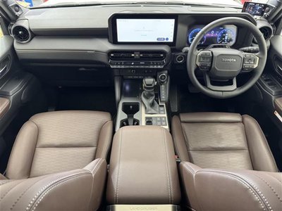TOYOTA LAND CRUISER - 2