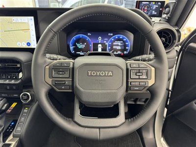 TOYOTA LAND CRUISER - 8