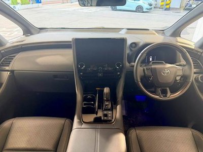 صورة 2 لـ 2023 Toyota VELLFIRE