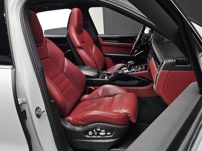 PORSCHE CAYENNE - 10