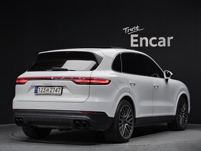 PORSCHE CAYENNE - 3