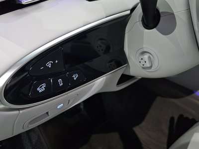 2024 Genesis GV70 — миниатюра 33