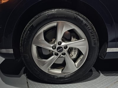 صورة 6 لـ 2024 Genesis GV70