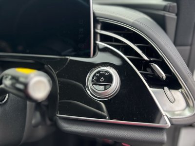 صورة مصغرة 30 لـ 2024 Mercedes-BENZ E-CLASS