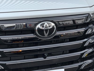 TOYOTA VELLFIRE - 10