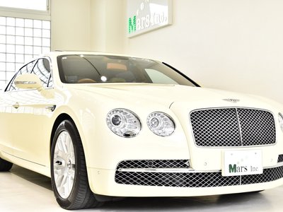 BENTLEY FLYING SPUR