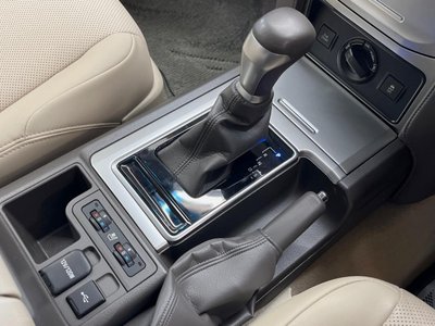 TOYOTA LAND CRUISER PRADO - 7