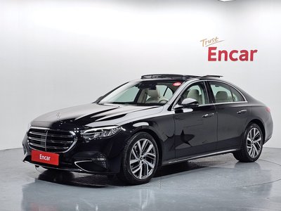 MERCEDES-BENZ E-CLASS