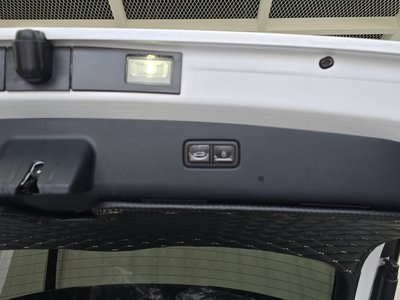 2021 Genesis GV70 thumbnail 29