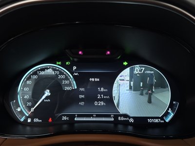 2021 Genesis GV70 thumbnail 11