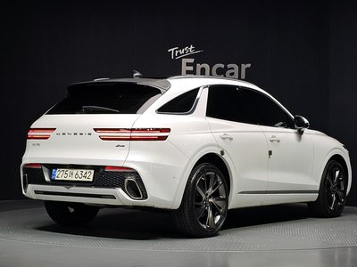 صورة 3 لـ 2021 Genesis GV70