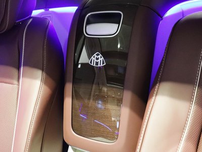 2023 Mercedes-BENZ GLS MAYBACH photo 3