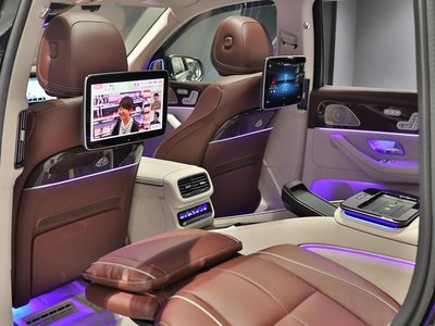 2023 Mercedes-BENZ GLS MAYBACH photo 2