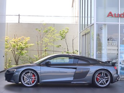 AUDI R8 - 9