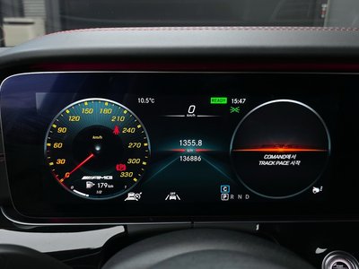 MERCEDES-BENZ GT AMG - 8