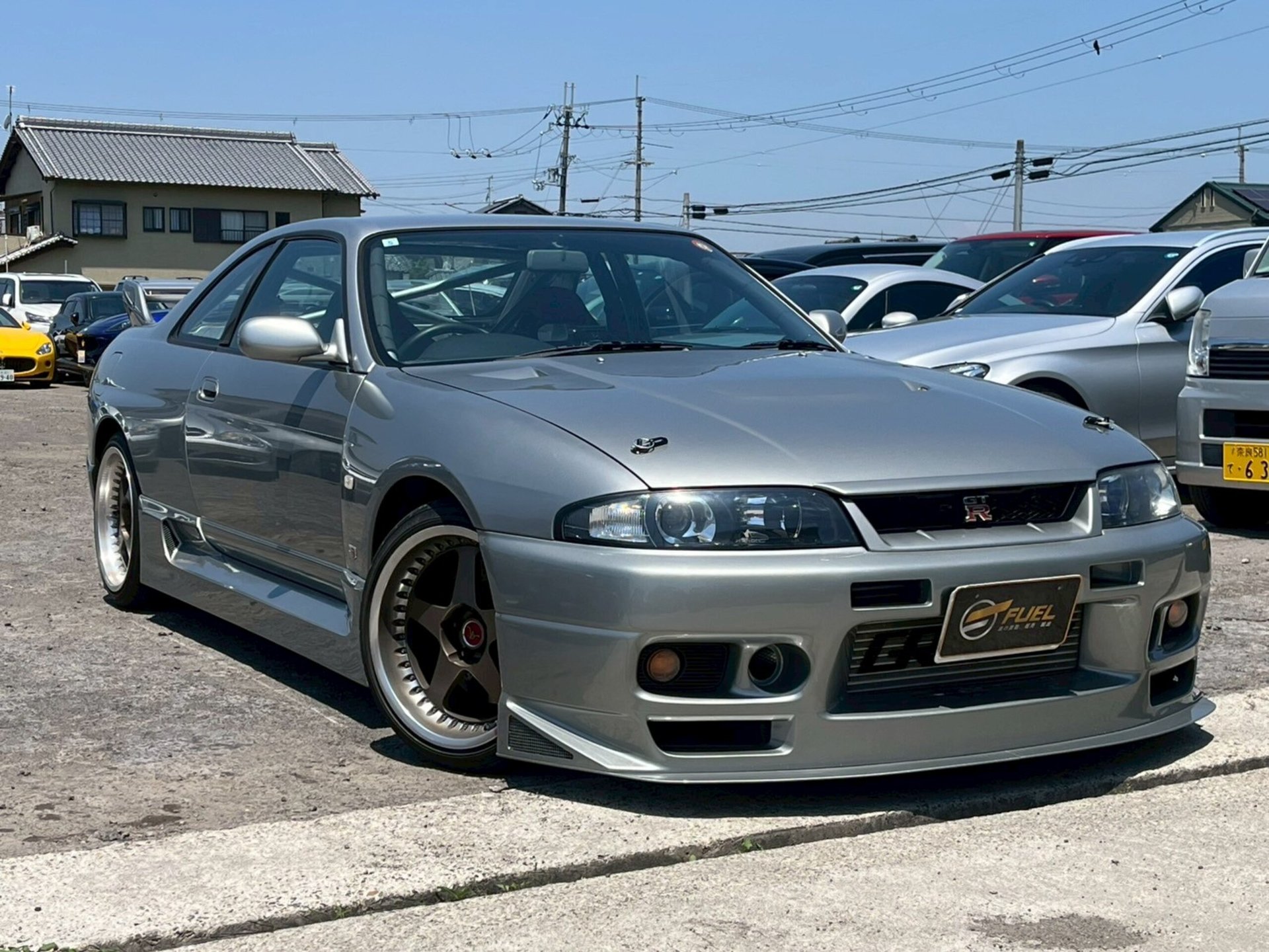 NISSAN SKYLINE GT-R - View 1