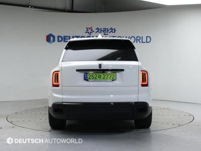 ROLLS-ROYCE CULLINAN - 3