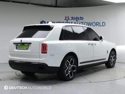 ROLLS-ROYCE CULLINAN - 5
