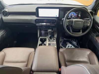 TOYOTA LAND CRUISER 250 - 2