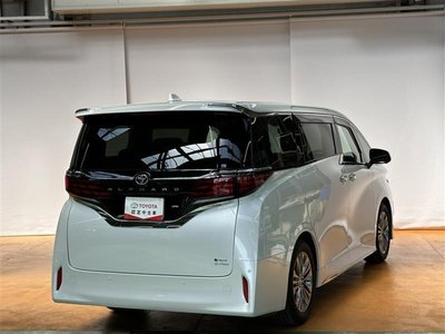 TOYOTA ALPHARD - 9