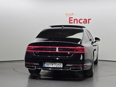 صورة 4 لـ 2023 Genesis G90 (RS4)